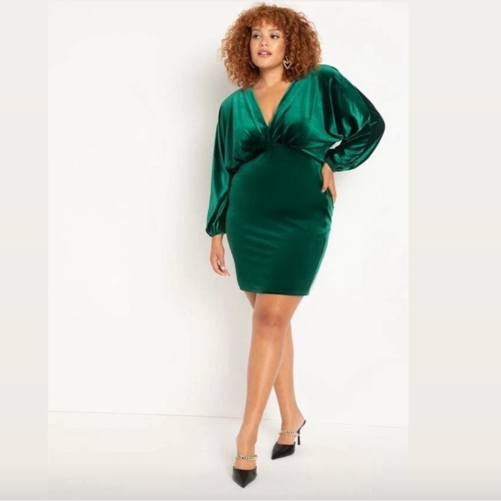 New ELOQUII size 20 Dolman Sleeve Green Velvet Dress Cocktail Party plus